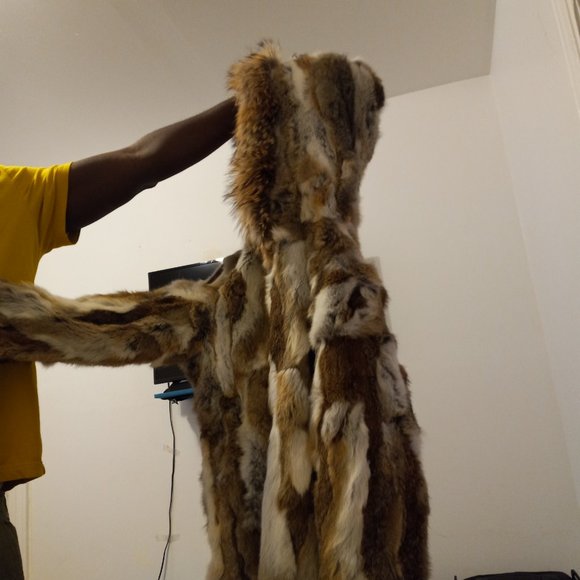 Fur coat - Picture 4 of 4